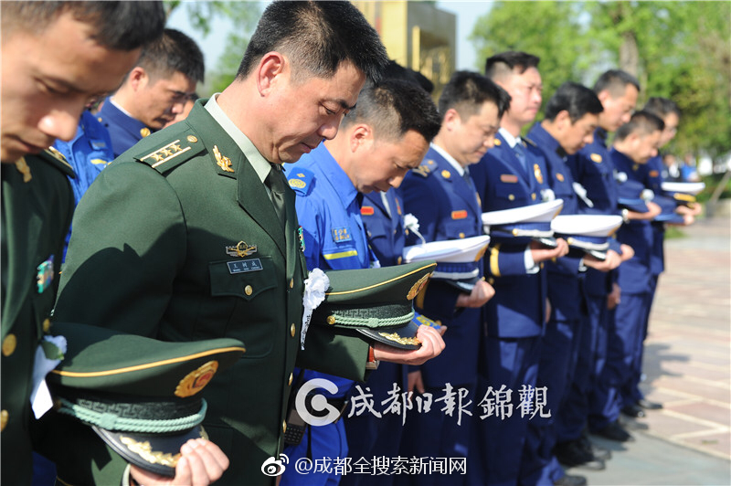 【韩娱看点】人红是非多！他这才刚刚走红就被曝参与校园暴力了