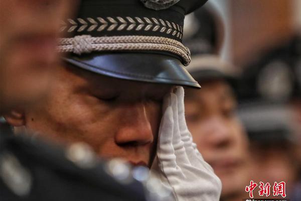 jtbc又一力作《辅佐官》即将播出 李政宰